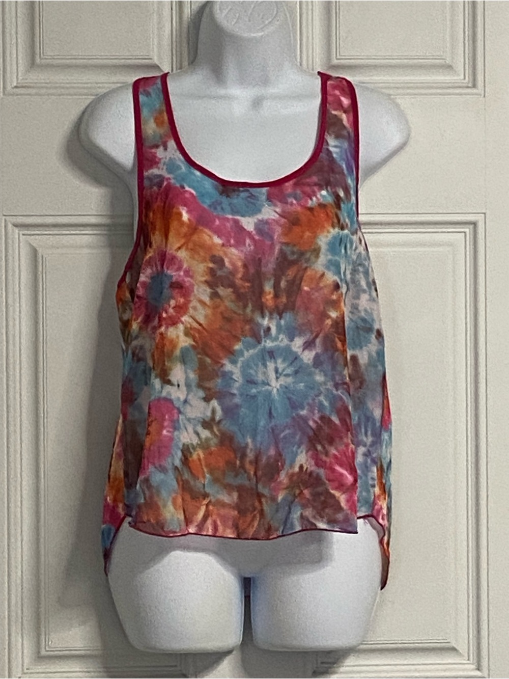 T42- WET SEAL Sheer Y2K Vibrant Tie-Dye Racerback Tank Top